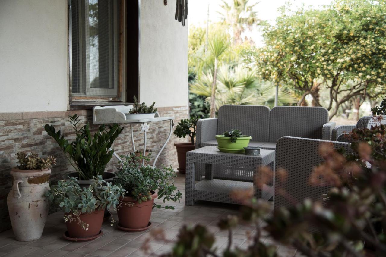Poggio Vento Country House Hostal Naro Exterior foto