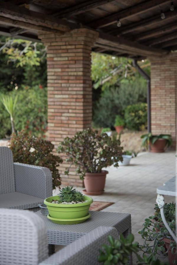 Poggio Vento Country House Hostal Naro Exterior foto