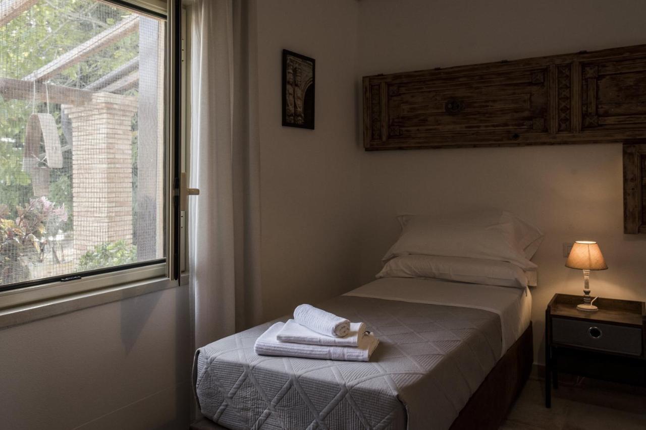 Poggio Vento Country House Hostal Naro Exterior foto