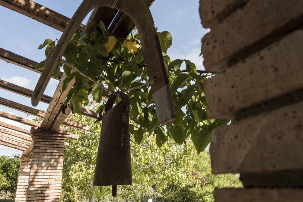 Poggio Vento Country House Hostal Naro Exterior foto