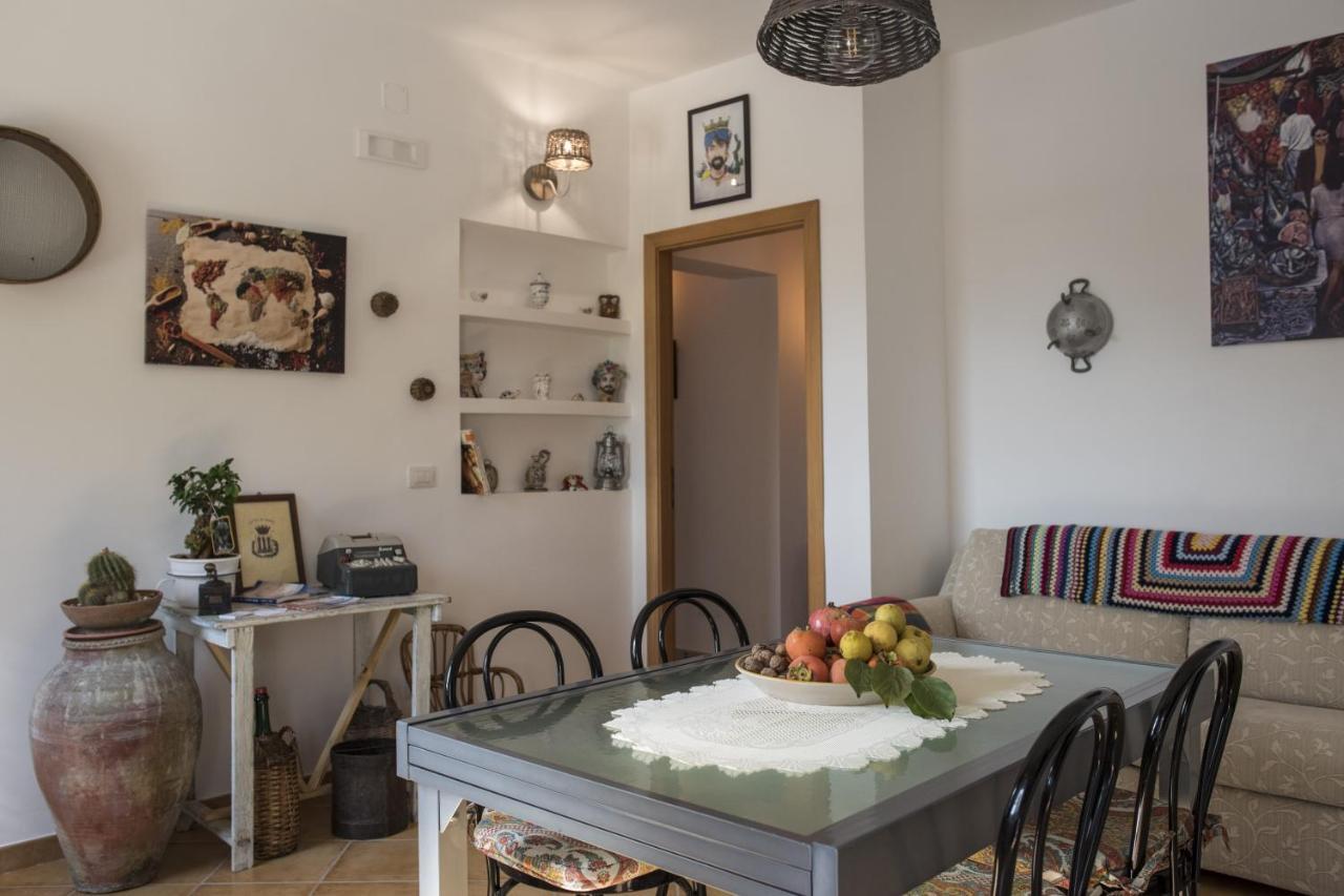 Poggio Vento Country House Hostal Naro Exterior foto