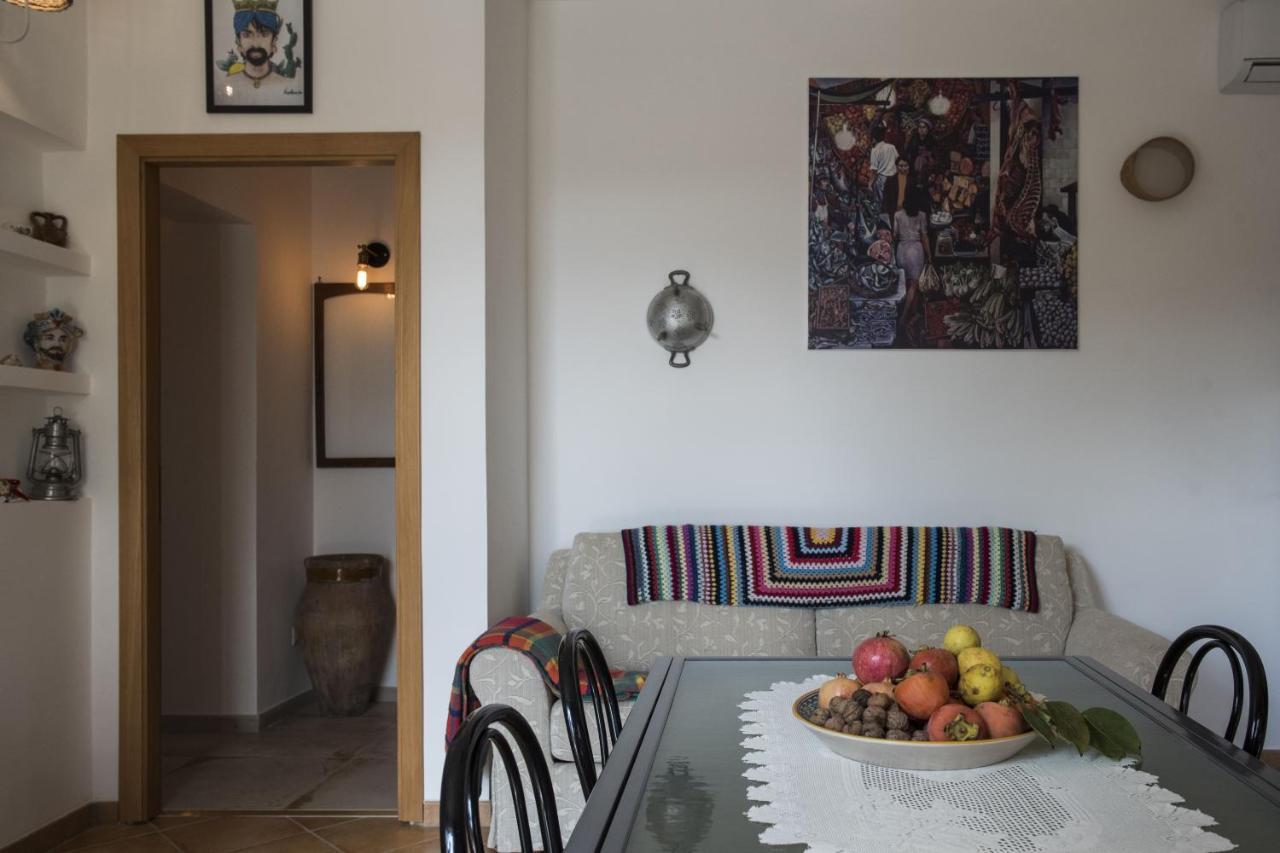 Poggio Vento Country House Hostal Naro Exterior foto