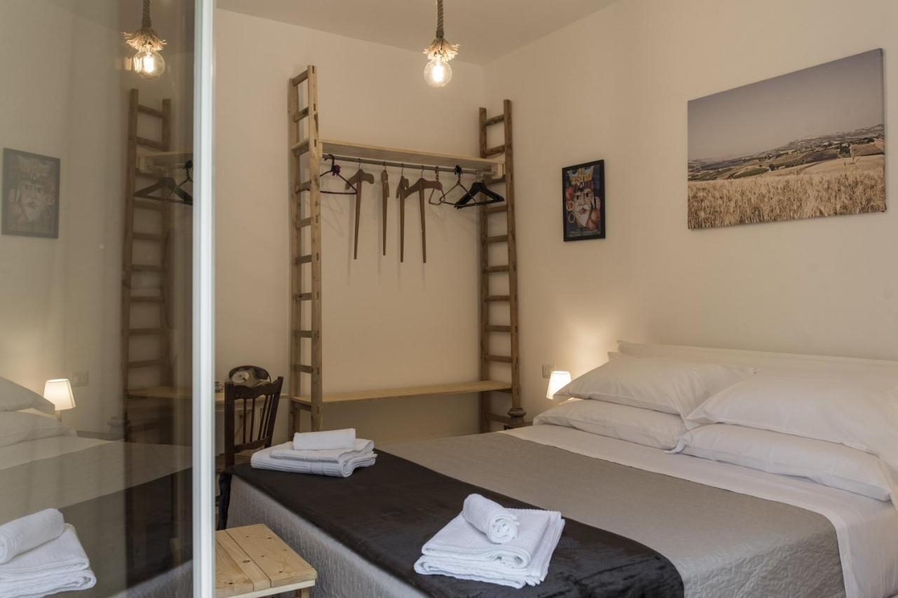 Poggio Vento Country House Hostal Naro Exterior foto